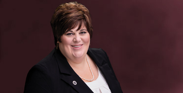 Chelle Davis, Lebanon Branch Manager